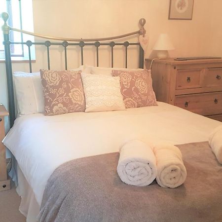 River Cottage@Cwm Mill - Riverside Family Holidays In The Black Mountains هيريفورد المظهر الخارجي الصورة