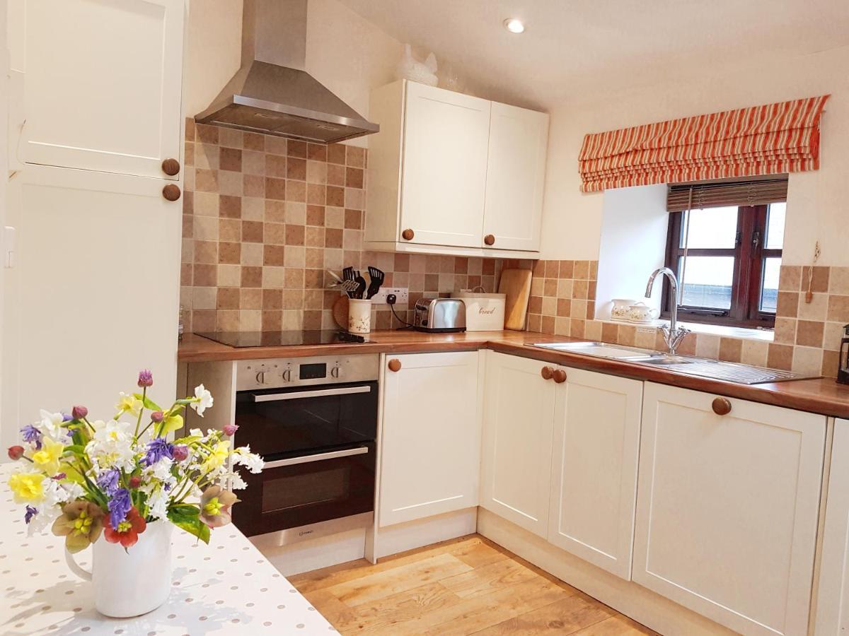 River Cottage@Cwm Mill - Riverside Family Holidays In The Black Mountains هيريفورد المظهر الخارجي الصورة