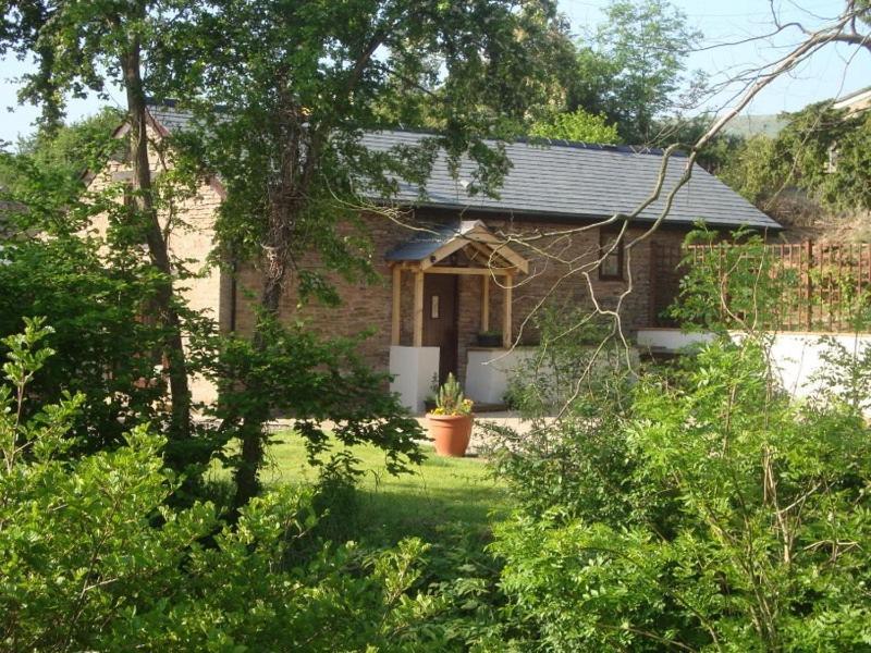 River Cottage@Cwm Mill - Riverside Family Holidays In The Black Mountains هيريفورد المظهر الخارجي الصورة