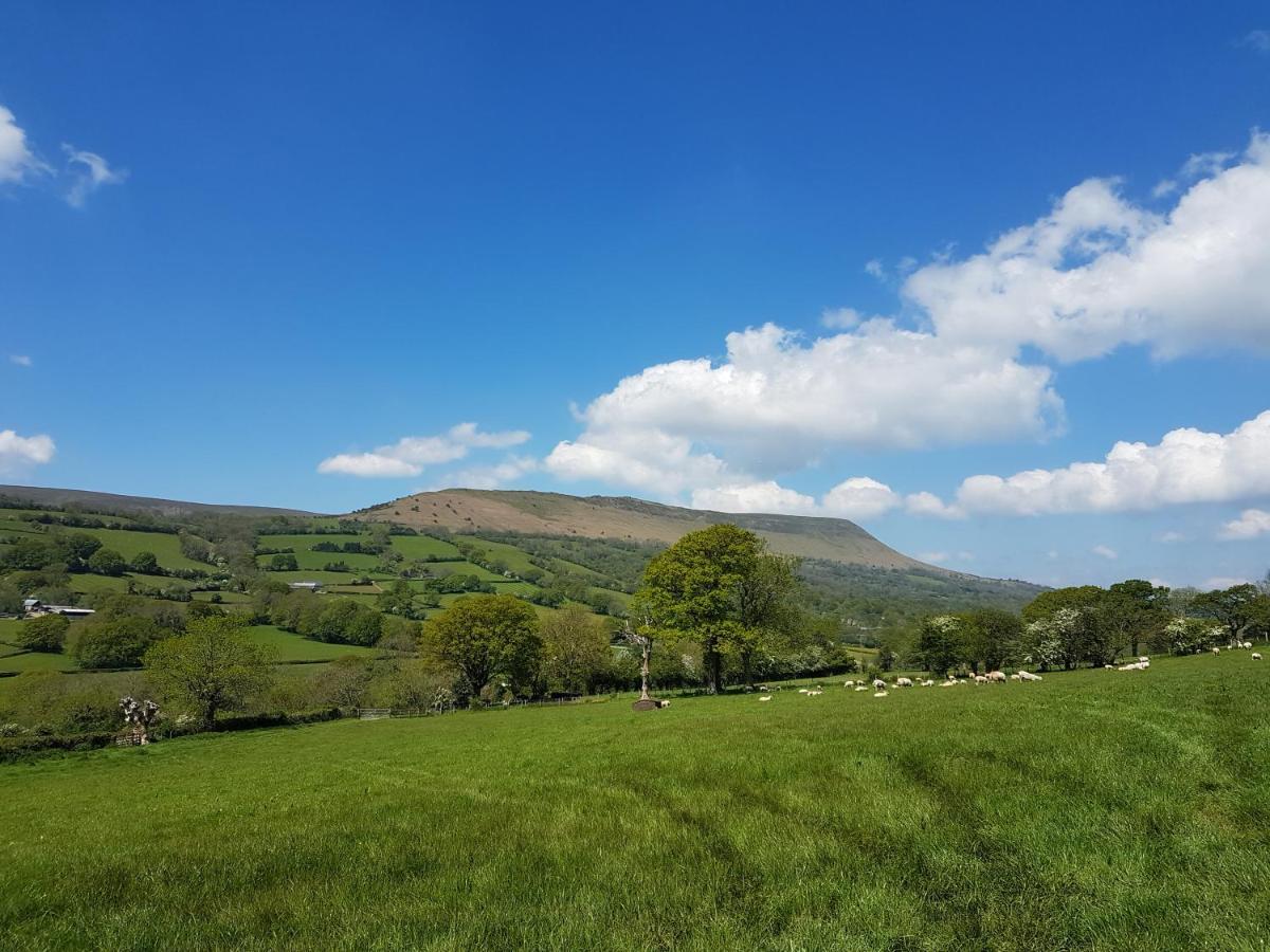 River Cottage@Cwm Mill - Riverside Family Holidays In The Black Mountains هيريفورد المظهر الخارجي الصورة